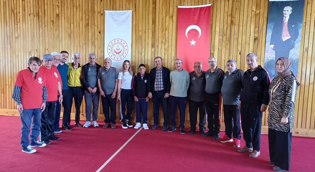 Maç bahane dostluk şahane..