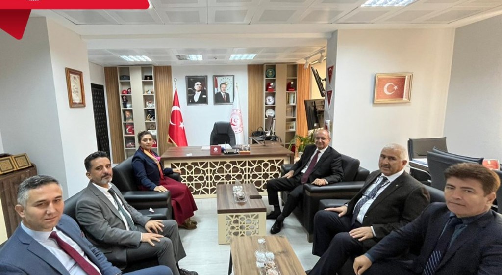 Vali Yardımcımız Sayın Nihat KAYNAR, İl Müdürümüz Sayın Emine BÖÇKÜN'ü makamında ziyaret etti