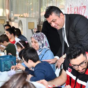 Engelsiz Yaşam İçin Hep Birlikte El Ele - fotoğraf 2