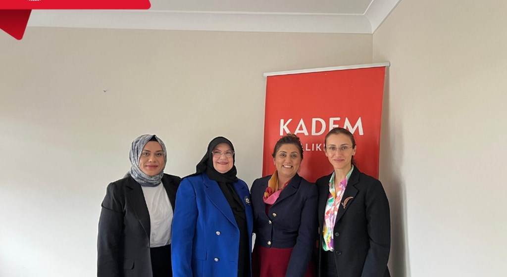 İl Müdürümüz Sayın Emine BÖÇKÜN, Kadın ve Demokrasi Derneği (KADEM) Balıkesir Şubesine ziyaret gerçekleştirdi