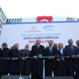 Cumhurbaşkanı Erdoğan ve Bakan Selçuk, Sosyal Güvenlik Merkezleri Toplu Açılış Töreni’ne Katıldı - fotoğraf 3
