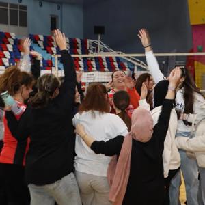 Kadın Voleybol Takımımız İlimizi Karadeniz Bölge Şampiyonasında Temsil Etmeye Hak Kazandı. - fotoğraf 12
