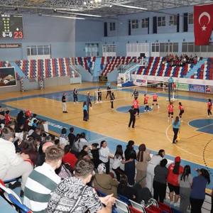 Kadın Voleybol Takımımız İlimizi Karadeniz Bölge Şampiyonasında Temsil Etmeye Hak Kazandı. - fotoğraf 14