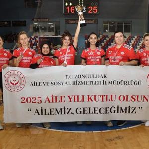 Kadın Voleybol Takımımız İlimizi Karadeniz Bölge Şampiyonasında Temsil Etmeye Hak Kazandı. - fotoğraf 3