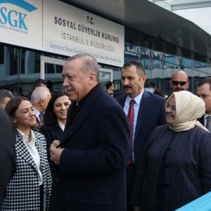 Cumhurbaşkanı Erdoğan ve Bakan Selçuk, Sosyal Güvenlik Merkezleri Toplu Açılış Töreni’ne Katıldı - fotoğraf 7