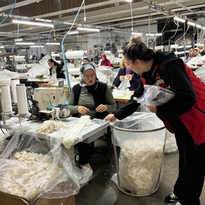 Kırklareli Aile ve Sosyal Hizmetler İl Müdürlüğünden Dore Çorap Fabrikasına Koruyucu Aile Tanıtımı Kapsamında Ziyaret - fotoğraf 4