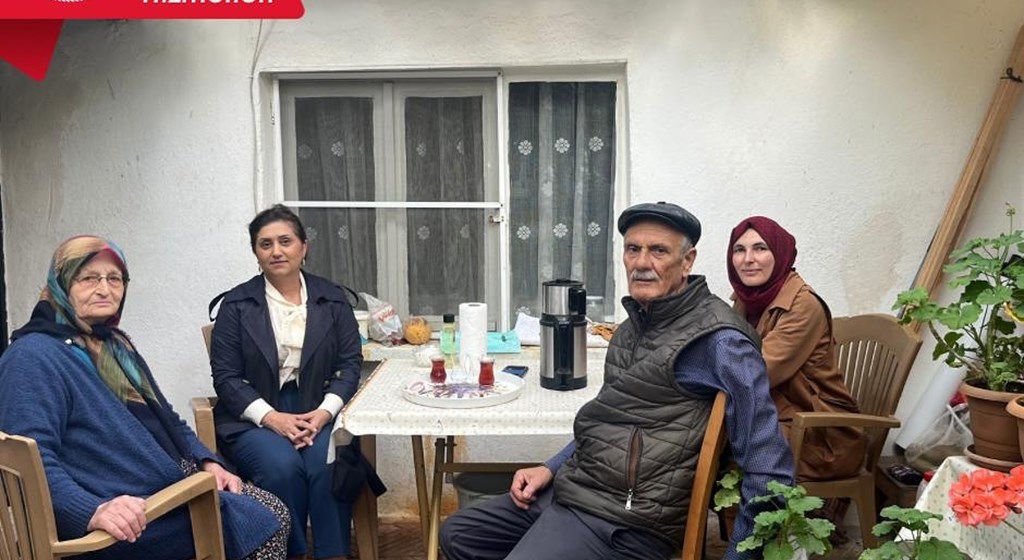 İl Müdürümüz Sayın Emine BÖÇKÜN, Kahraman Gazimiz İsmet DEDE’ye Hane Ziyareti Gerçekleştirdi