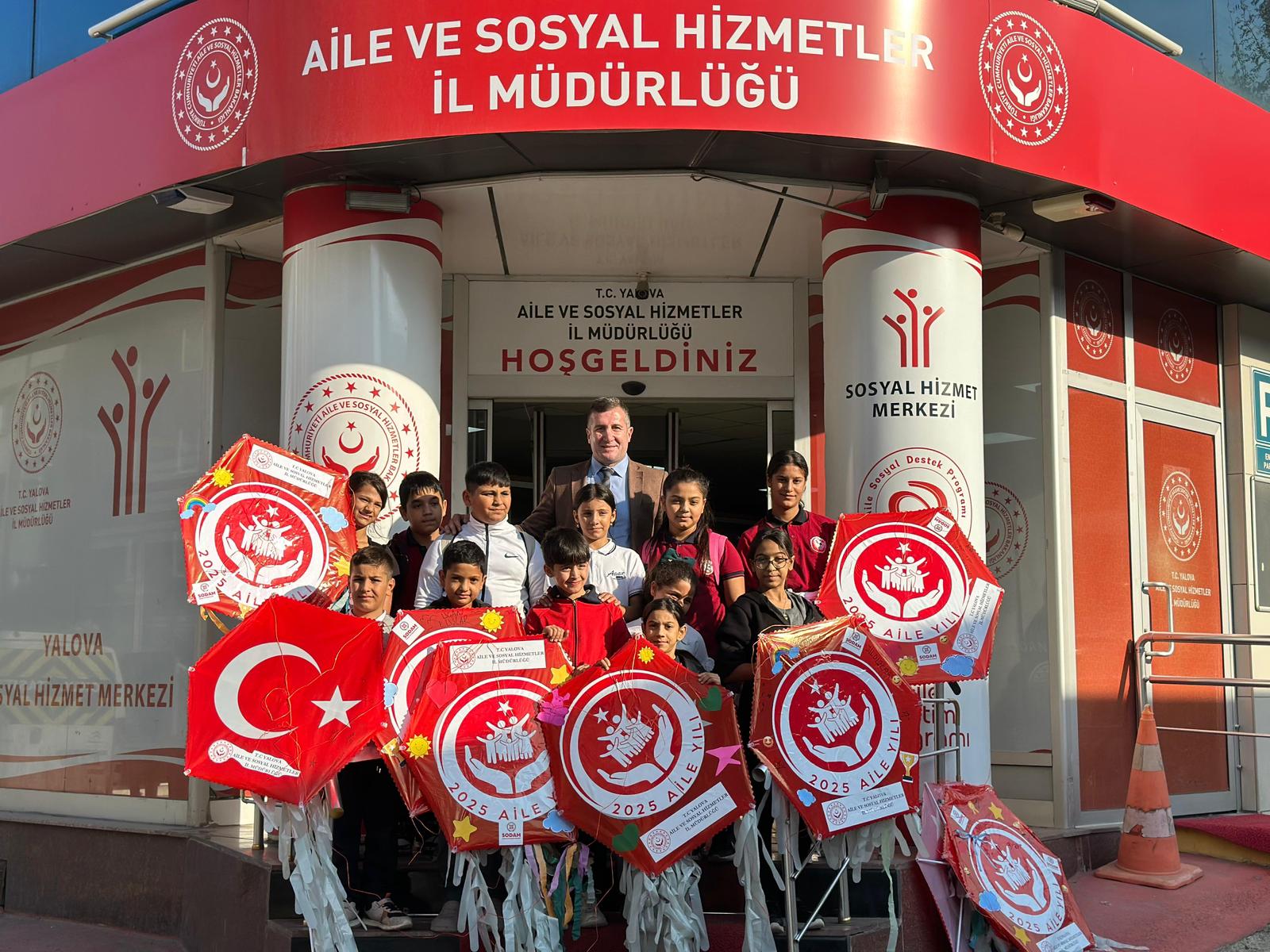 2025 Aile Yılı kapsamında “Gökyüzüne Aile Bağlarımızı Uçuralım” uçurtma etkinliği gerçekleştirildi