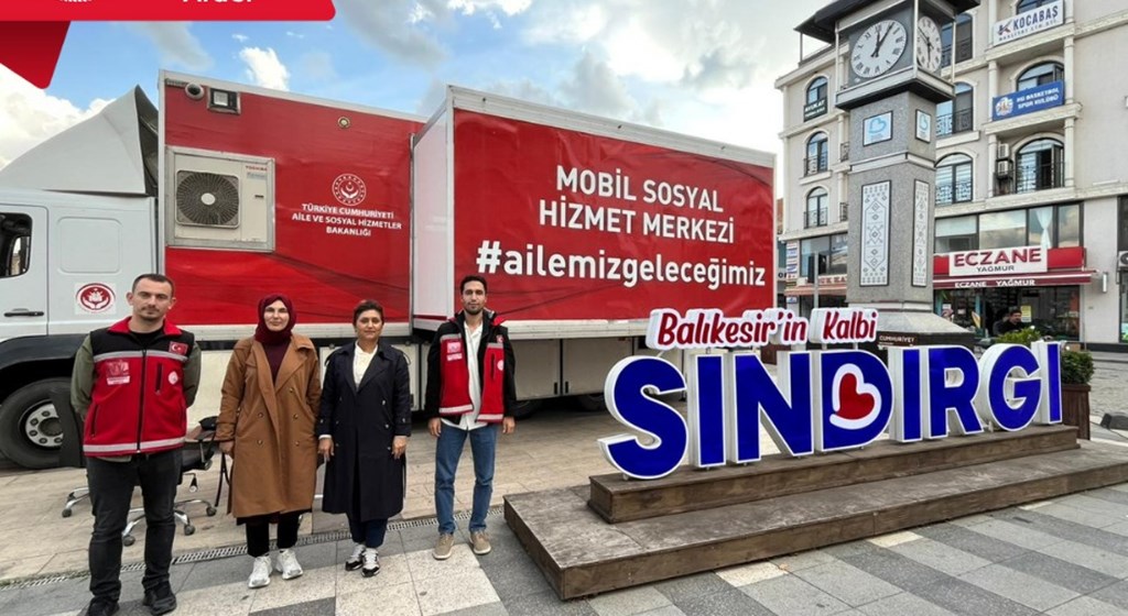 İl Müdürümüz Sayın Emine BÖÇKÜN, Sındırgı ilçesinde Mobil Sosyal Hizmet Aracında İncelemelerde Bulundu