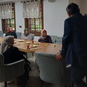 Şehit Yakınlarına Yönelik Haftalık Sanat Kursları Başladı - fotoğraf 2