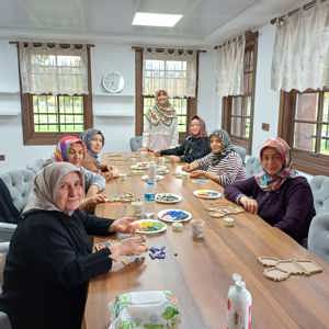 Şehit Yakınlarına Yönelik Haftalık Sanat Kursları Başladı - fotoğraf 5