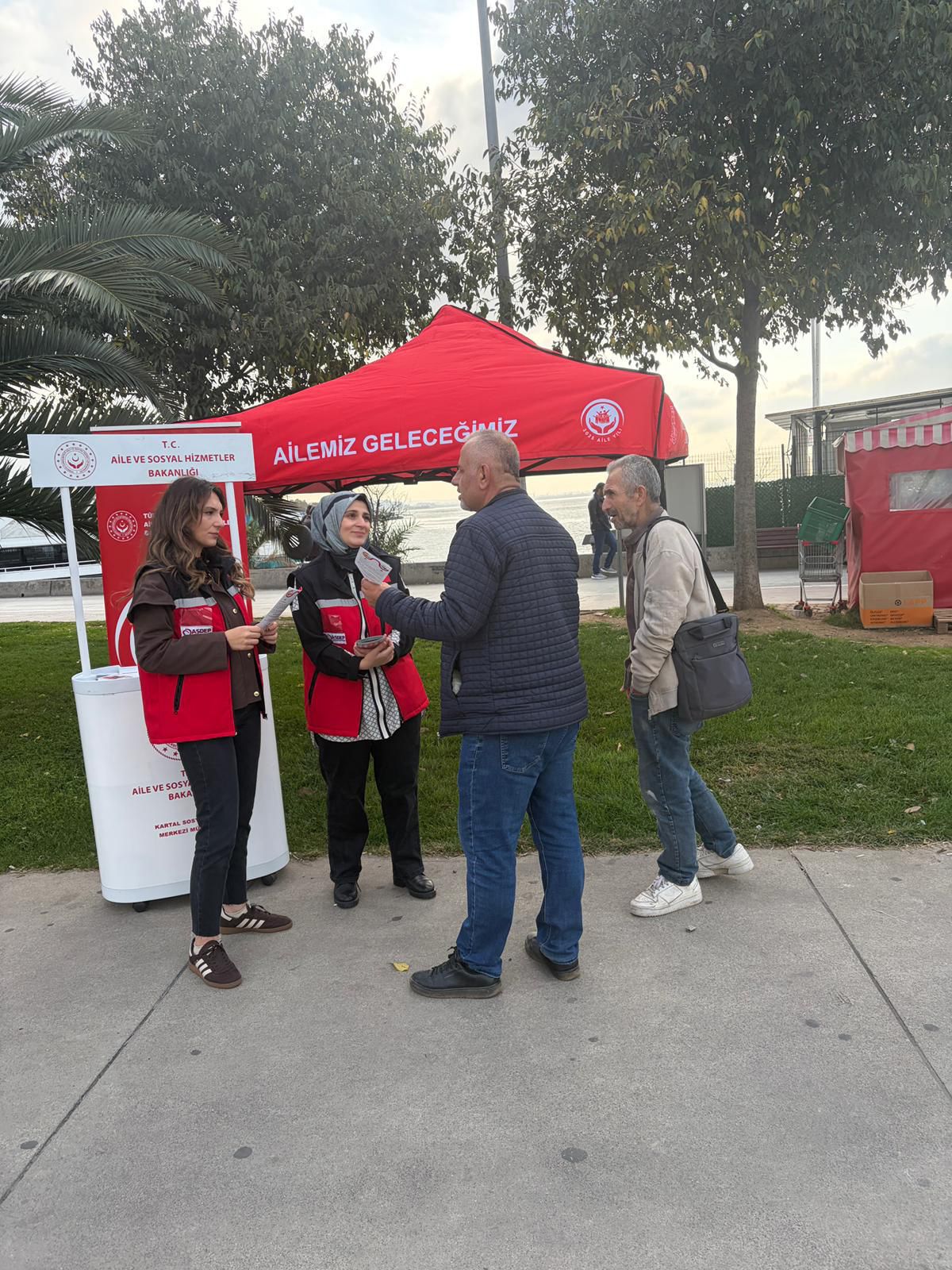 Mobil Sosyal Hizmet Noktalarında Koruyucu ve Önleyici Hizmetlere Yönelik Farkındalık Çalışmaları Gerçekleştirildi