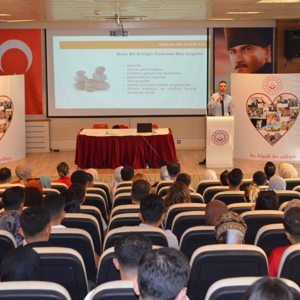 Evlenecek Gençlerin Desteklenmesi Projesi Kapsamında Genç Çiftlerle Eğitim Programında Buluştuk - fotoğraf 2