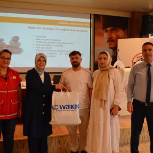 Evlenecek Gençlerin Desteklenmesi Projesi Kapsamında Genç Çiftlerle Eğitim Programında Buluştuk - fotoğraf 3