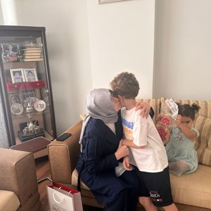 Neslihan Çeber Hanımefendi Şehit ve Gazi Ailelerini Ziyaret Etti - fotoğraf 2