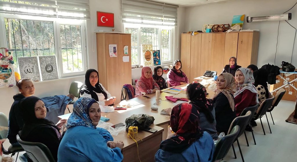 Aile Destek Merkezi Kursiyerlerine Aile  Eğitimi Semineri