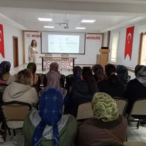 “Çocuklarda Mahremiyet Bilinci” ve “Madde Bağımlılığı ile Mücadele” Konularında Eğitim Düzenlendi - fotoğraf 1