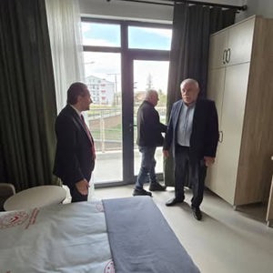 Kapadokya Huzurevi Yaşlı Bakım ve Rehabilitasyon Merkezine Ziyaret - fotoğraf 2