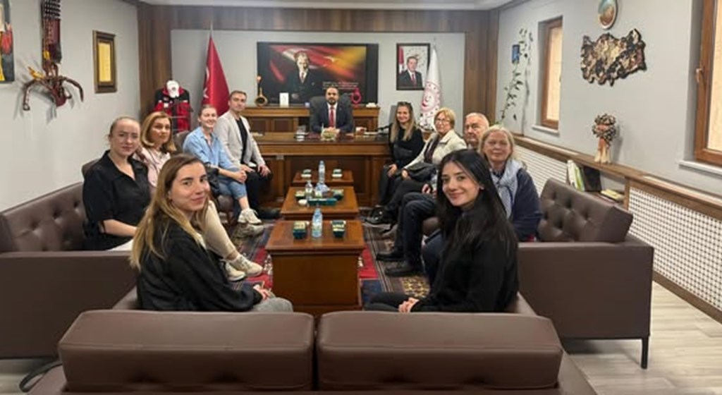 AB Erasmus Programları Kapsamında Litvanya Huzurevi Çalışanları ve Yaşlı Hizmeti Veren Ortaklarımız İl Müdürlüğümü Ziyaret Etti