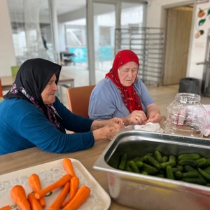 Fatsa Huzurevimizde Geleneksel Turşu Kurma Etkinliği Gerçekleştirildi  - fotoğraf 6