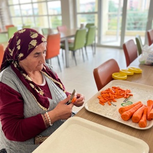 Fatsa Huzurevimizde Geleneksel Turşu Kurma Etkinliği Gerçekleştirildi  - fotoğraf 7