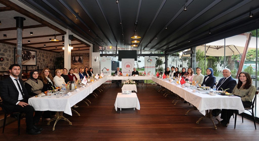 Toplumun En Güçlü Temeli Sevgiyle Büyüyen Çocuklardır