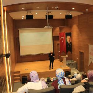 Çocuk Hizmetlerinde Nitelikli Bakım İçin Birlikte Öğreniyoruz! - fotoğraf 13