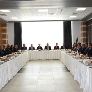 İl Müdürümüz Vefa Akdoğan, Bitlis Eren Üniversitesi Danışma Kurulu Toplantısı'na katıldı - fotoğraf 1