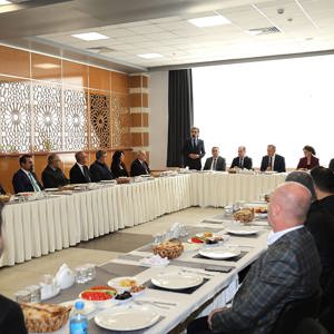 İl Müdürümüz Vefa Akdoğan, Bitlis Eren Üniversitesi Danışma Kurulu Toplantısı'na katıldı - fotoğraf 2
