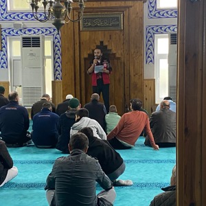 Sosyal Hizmet Merkezlerimiz Tarafından İlimiz Genelindeki Camilerde Cuma Namazı Öncesi Koruyucu ve Önleyici Hizmetlerimiz Kapsamında Farkındalık Eğitimlerimiz Devam Ediyor - fotoğraf 2