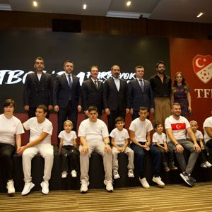 İl Müdürümüz Sn. Ömer TURAN, TFF ve ODEDDER İş Birliğiyle Düzenlenen Otizm Farkındalık Sergisi Açılışına Katıldı - fotoğraf 1