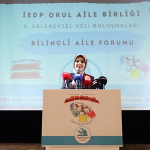Bakanımız Göktaş, 5. Geleneksel Veli Buluşmaları Bilinçli Aile Forumu'na katıldı - fotoğraf 1