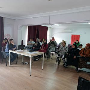 Meme Kanseri Konulu Eğitim Düzenlendi. - fotoğraf 2