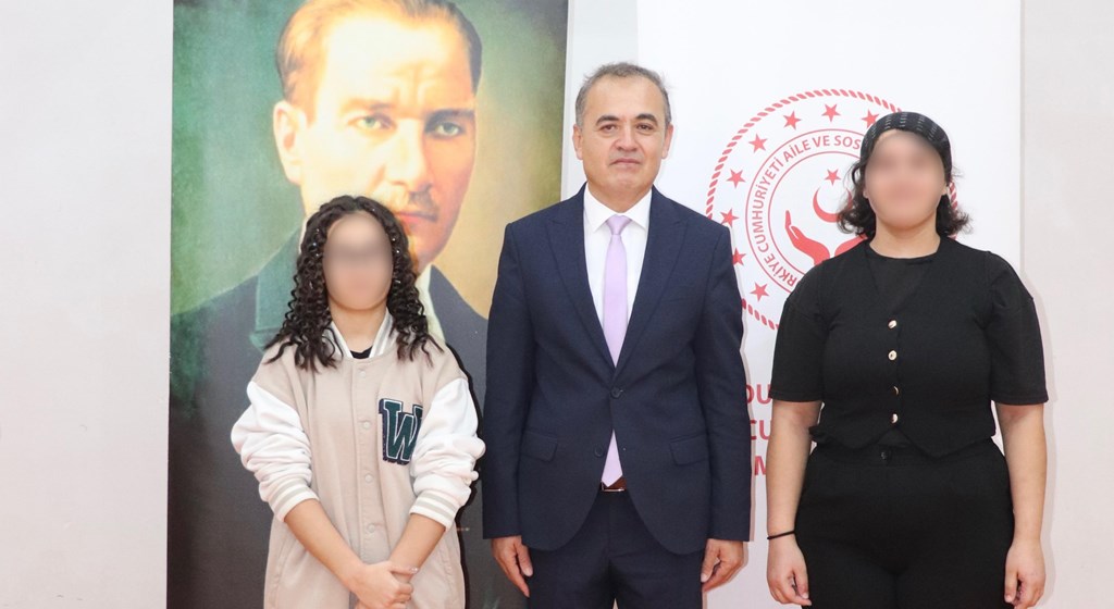 Çocuk Evlerinde Resim ve Bilgi Yarışması Heyecanı