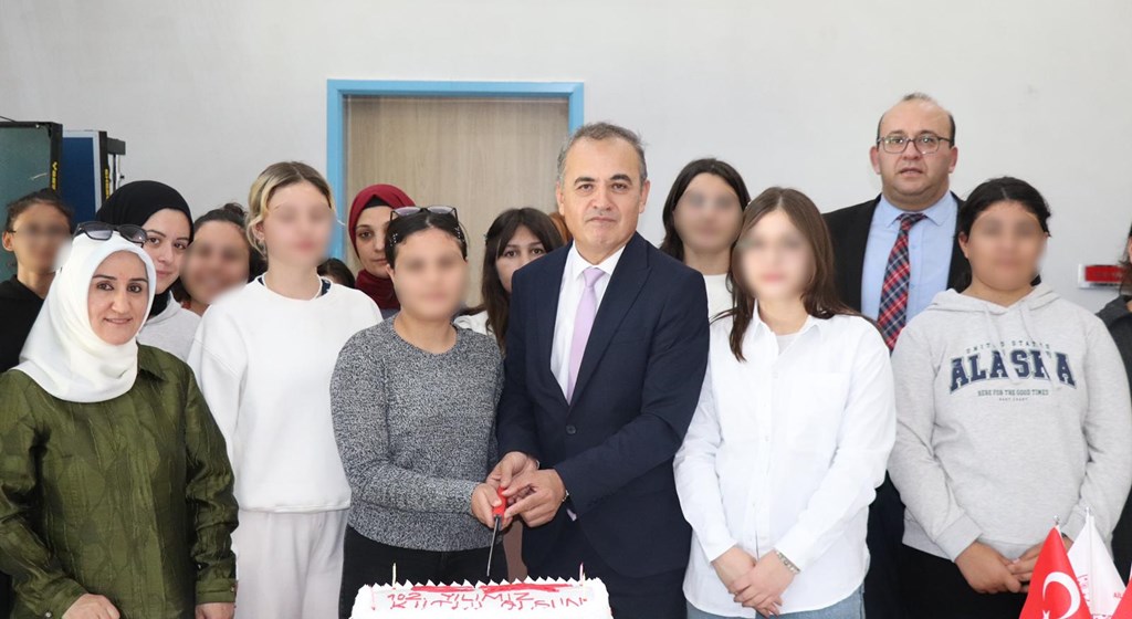 Çocuk Evleri Sitesinde Cumhuriyet Coşkusu