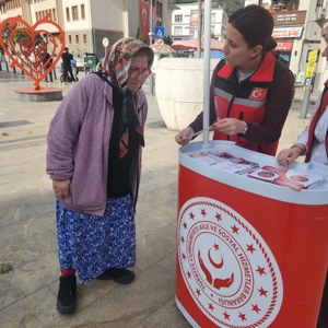 Altınordu’da Aile Yılı Etkinlikleri Kapsamında Bilgilendirme Standı Kuruldu - fotoğraf 1