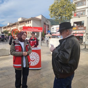 Altınordu’da Aile Yılı Etkinlikleri Kapsamında Bilgilendirme Standı Kuruldu - fotoğraf 3
