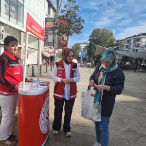 Altınordu’da Aile Yılı Etkinlikleri Kapsamında Bilgilendirme Standı Kuruldu - fotoğraf 4