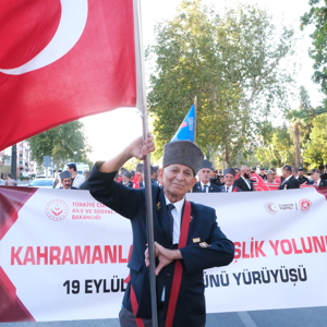 Kahramanmaraş’ta Gaziler Günü Kortej Yürüyüşü Düzenlendi - fotoğraf 2