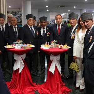 Cumhuriyetimizin 102. Yılında Valiliğimiz Koordinasyonunda Düzenlenen Resepsiyona Katıldık. - fotoğraf 2