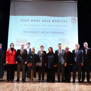 Bakanımız Göktaş, 5. Geleneksel Veli Buluşmaları Bilinçli Aile Forumu'na katıldı - fotoğraf 3