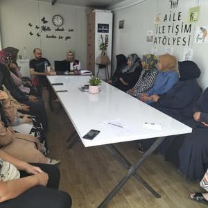 ADEM Kursiyerlerine Yonelik Egitimler Duzenlendi - fotoğraf 1