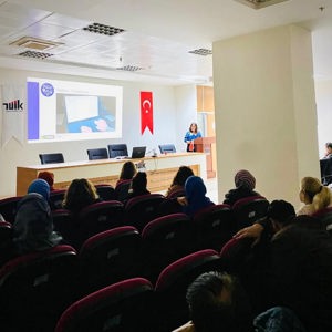 Alkol ve Madde Bağımlılıklarının Önlenmesi İle İlgili Seminer Gerçekleştirildi - fotoğraf 3