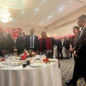 İl Müdürümüz Ömer Faruk ERGÜN, çalışma arkadaşlarımızla birlikte Elazığ Valiliği himayelerinde düzenlenen Cumhuriyet Bayramı Törenine katılım sağladı. - fotoğraf 5