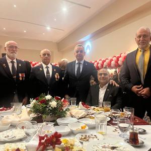 İl Müdürümüz Ömer Faruk ERGÜN, çalışma arkadaşlarımızla birlikte Elazığ Valiliği himayelerinde düzenlenen Cumhuriyet Bayramı Törenine katılım sağladı. - fotoğraf 7