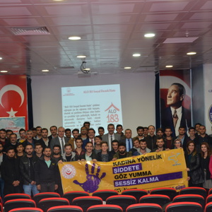 YURTKUR personeli ve KYK öğrencilerine yönelik ‘25 Kasım Uluslararası Kadına Yönelik Şiddetle Mücadele Günü’ eğitimi verildi. - fotoğraf 6