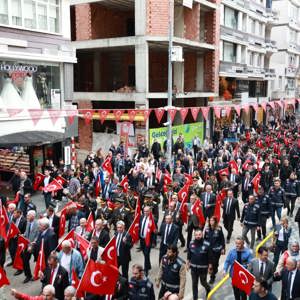 Cumhuriyetimizin 102. Yılı Kortej Yürüyüşünde Coşku ve Gururla Kutlandı   - fotoğraf 1