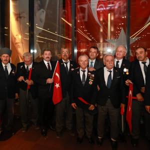 Cumhuriyetimizin 102. Yılı Samsun’da Coşkuyla Kutlanıyor  - fotoğraf 8