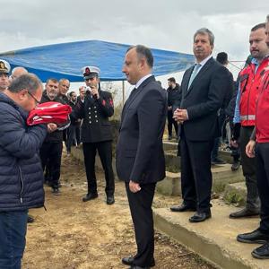  Kıbrıs Gazimiz Celal DİBEK’in Cenaze Törenine Katılım Sağlanmıştır. - fotoğraf 2