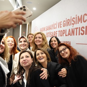Aile ve Sosyal Hizmetler Bakanımız Göktaş Bursa’da kadın sanayici ve girişimcilerle buluştu - fotoğraf 1